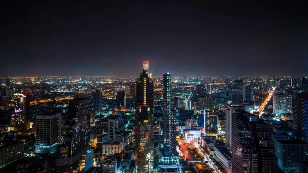 PROPIEDAD CON TÍTULO EN MAYÚSCULAS